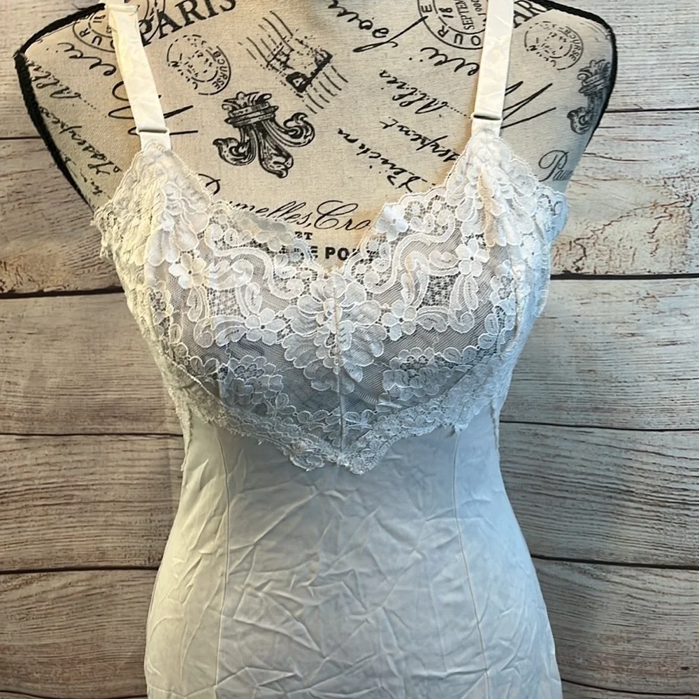 Vintage Full Body Slip Lingerie ILGWU Lace White Adjustable Straps XS - Picture 2 of 10